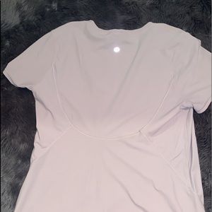 light pink lululemon shirt 4/6
